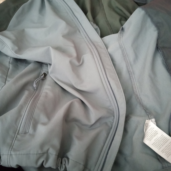 Womens Columbia Gray Jacket - Picture 8 of 8